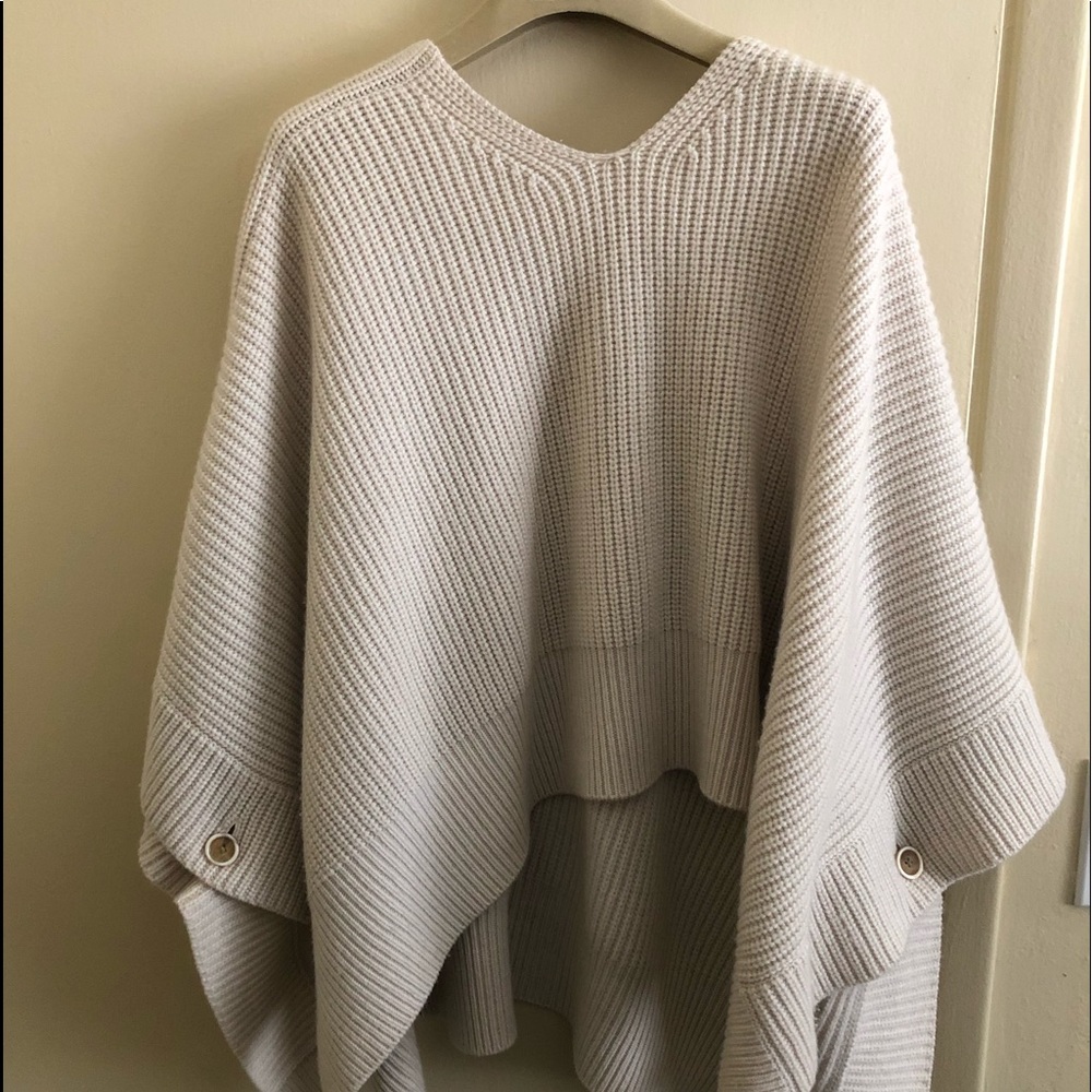 Chloe Cashmere Ponchó. Like new